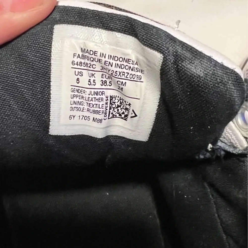 Converse All Star White Leather Sneakers - Picture 5 of 5